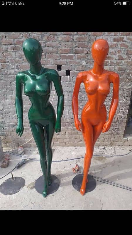 Dummy and Mannequin for display. 7