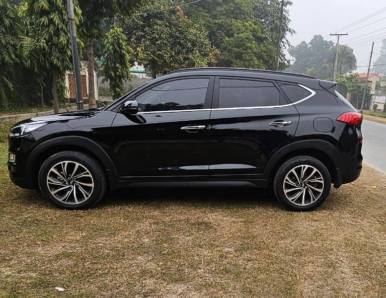 Hyundai Tucson AWD H/ Trac ultimate 2023 1