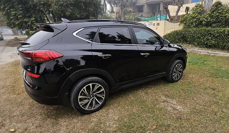 Hyundai Tucson AWD H/ Trac ultimate 2023 2