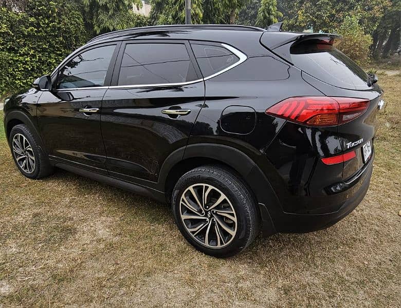 Hyundai Tucson AWD H/ Trac ultimate 2023 3