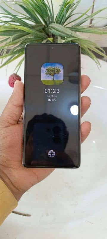 tecno camon 30  . new condecton   just 3 month use   ander warnti 2