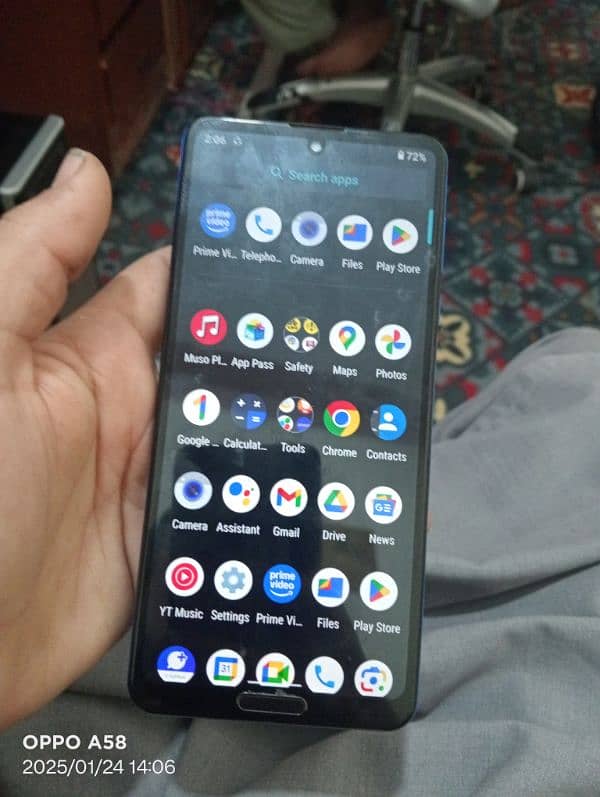 Aquos r5 0