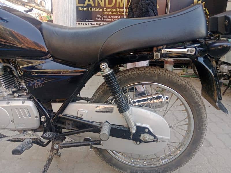 Suzuki GS 150 for sale near and clean condition 1