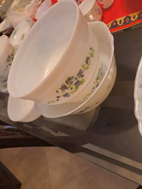 Dinner set 4