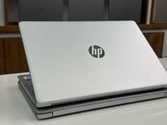 HP 15s !! RYZEN 3 !! 4500U !! 8 GB RAM !! 256 GB SSD