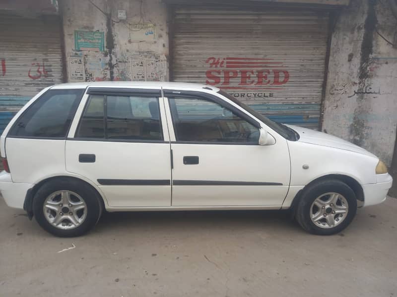 Suzuki Cultus VXL 2001 10