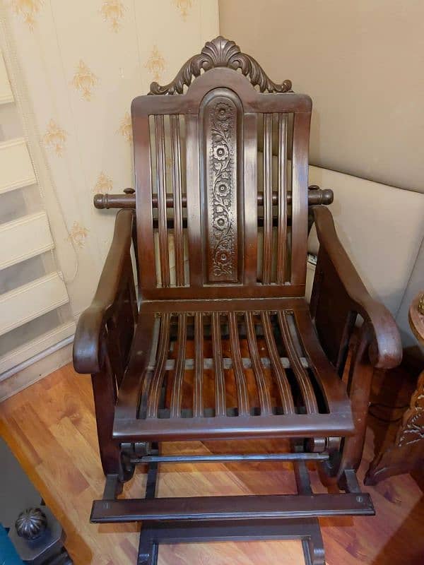 beautiful rocking chair 2