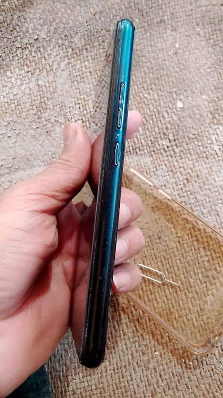 vivo y11 3GB 32GB with box only 5000 mAh battery VIP 3