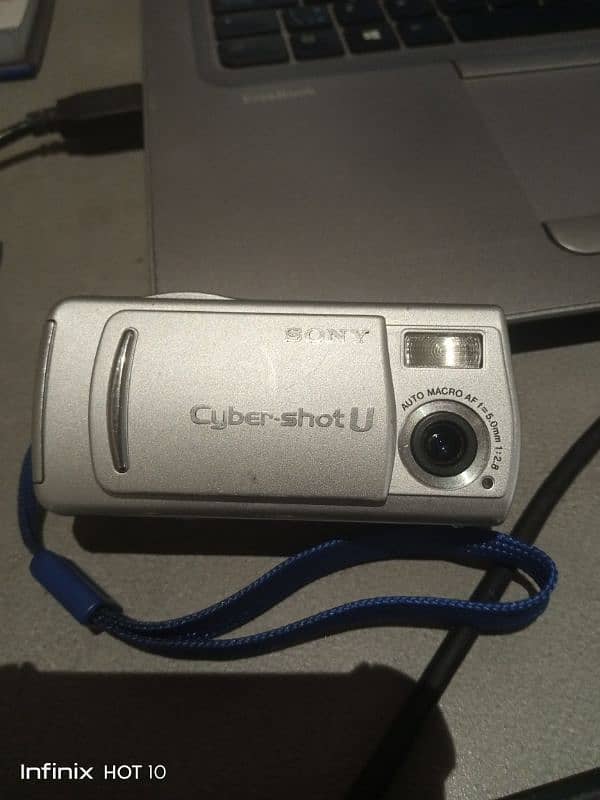 Sony digital still camera model DSC-U20 0