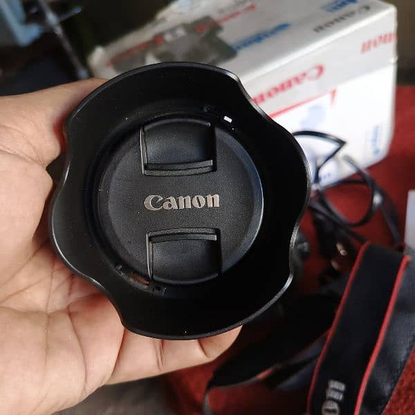 canon 200d II 4k 30 fullhd 60 hd 120 with lens 2