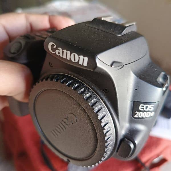 canon 200d II 4k 30 fullhd 60 hd 120 with lens 15