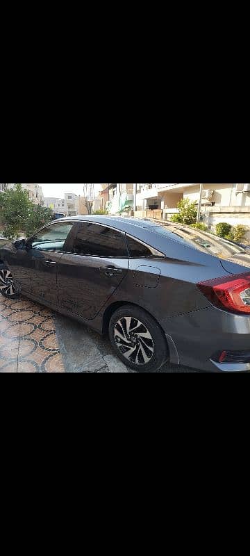 Honda Civic 2016 1