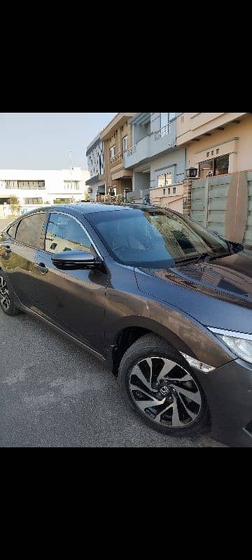 Honda Civic 2016 7