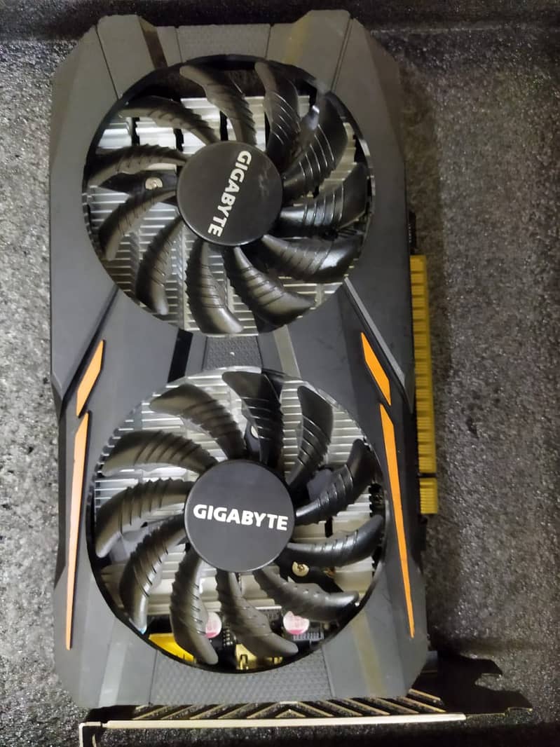 Gigabyte GTX 1050 2GB, Palit GTX 1050 Ti Dual 4gb gpu 0