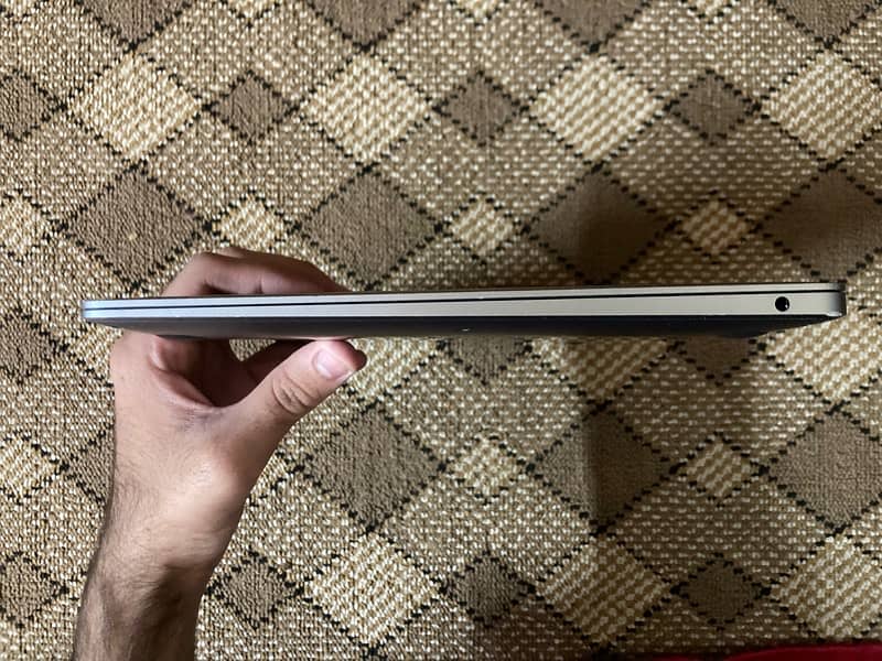 urgent sale! macbook air m1 4