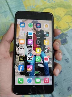 I phone 7 Plus 128 GB 03120517183