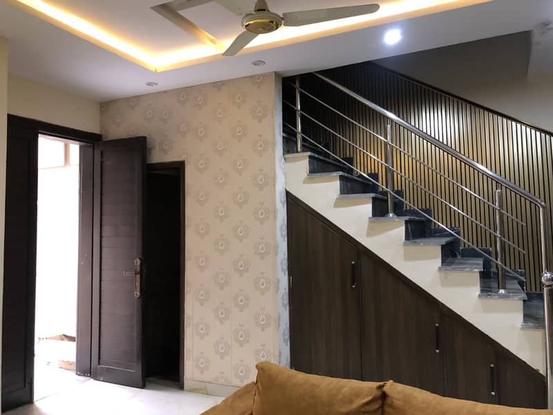 5 Marla Beautiful Investor Rate House For Sale In Paragon City 8