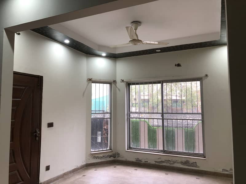 5 Marla Beautiful House For Sale With Gas In Paragon City Very Hot Location 3