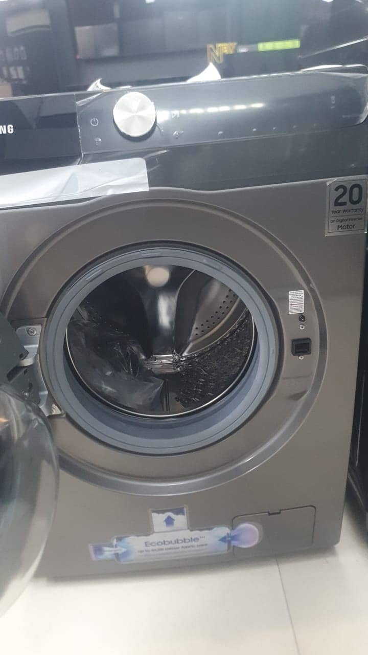 Samsung 11/7kg Automatic Front Load Washer and Dryer 0