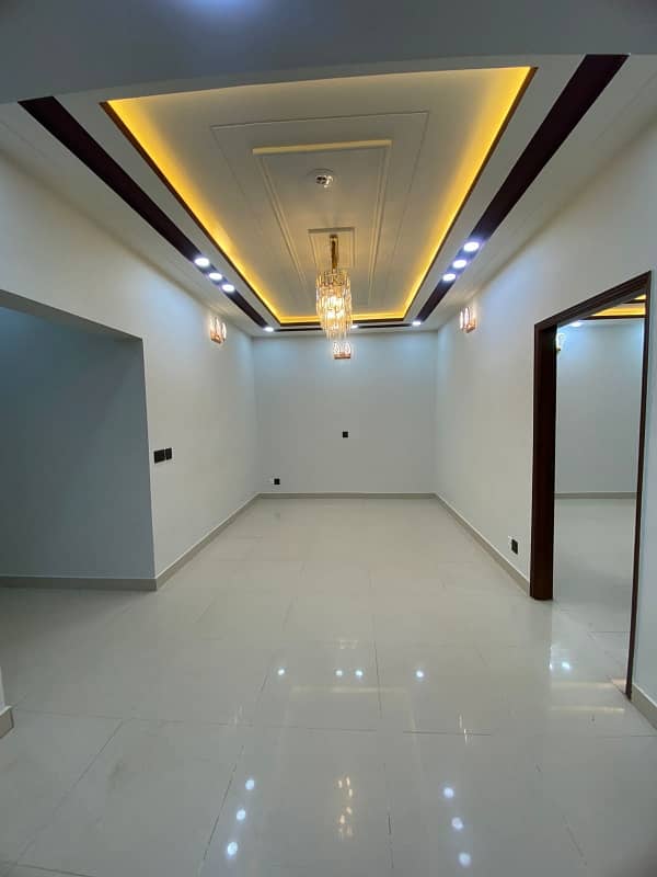 Prime Location 1200 Square Feet Flat In Beautiful Location Of North Nazimabad - Block H In Karachi 13