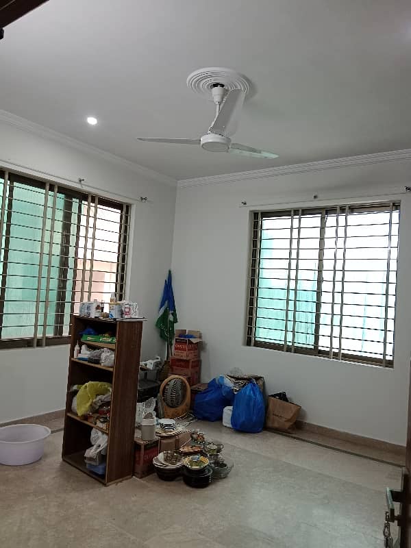 Upper Portion Available For Rent 9