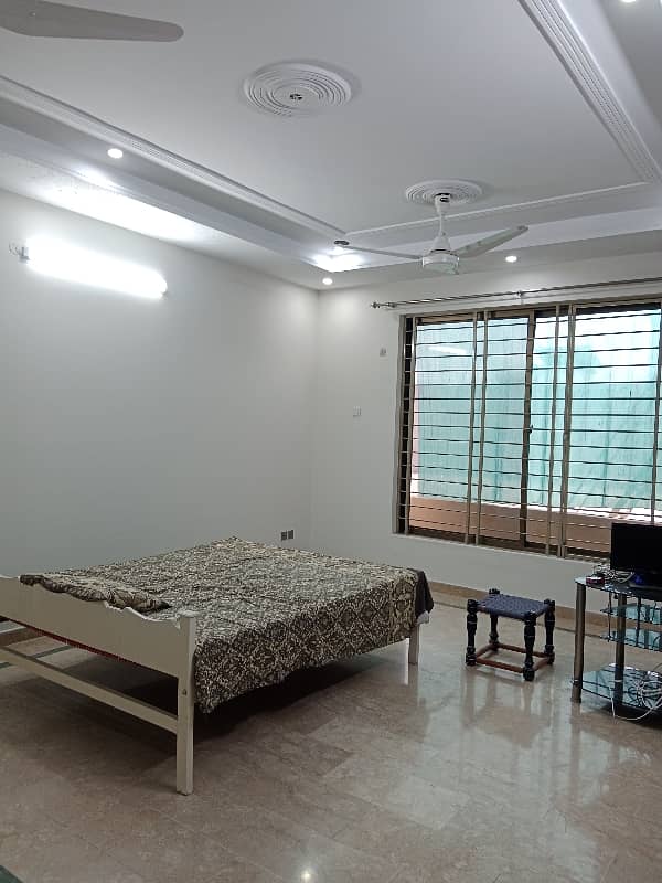 Upper Portion Available For Rent 0