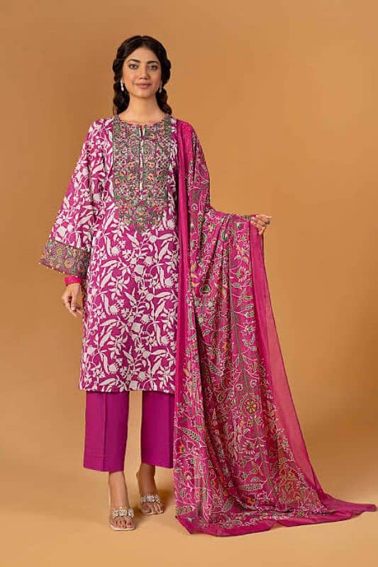 nishat suits a available _azam market 3