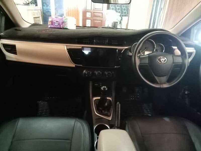 Toyota Corolla GLI 2015 6