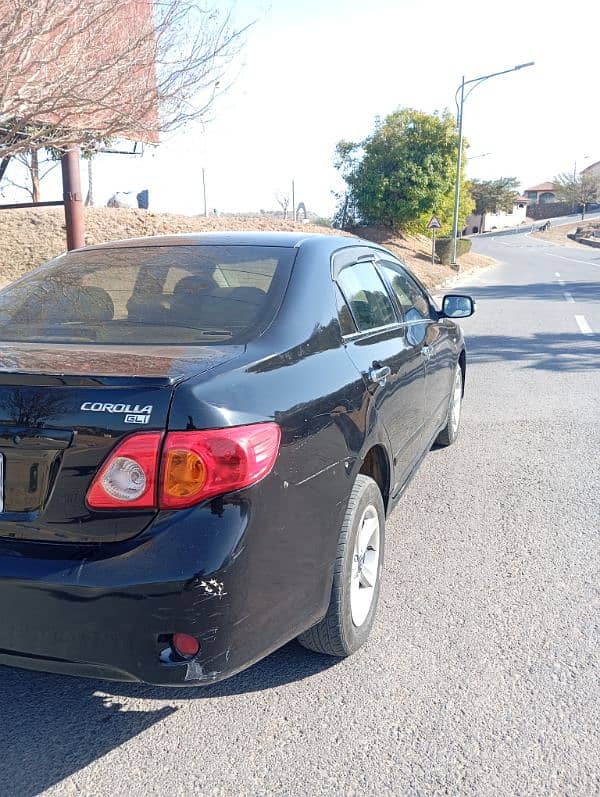 Toyota Corolla GLI 2010 4