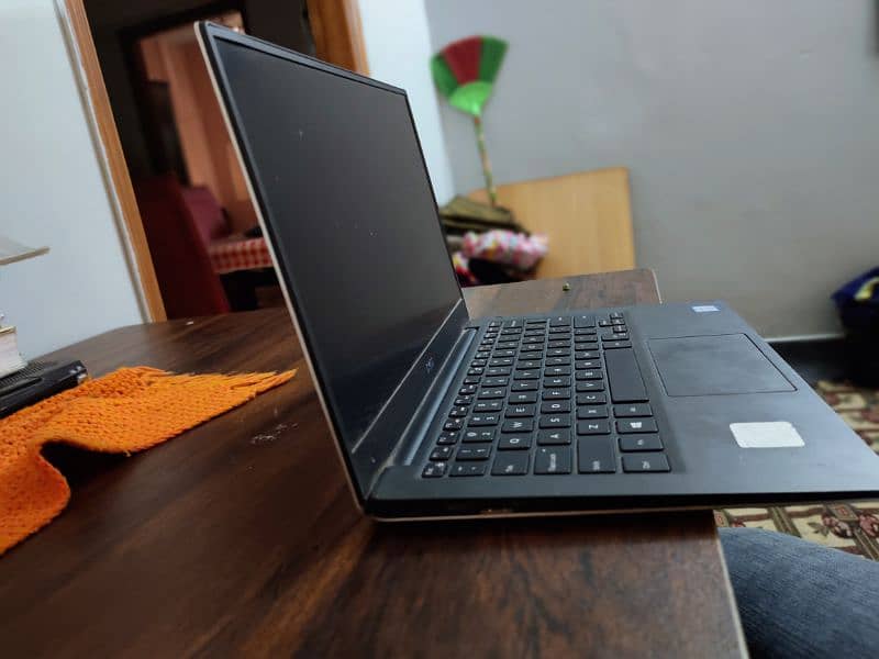 Dell xps i7 7th gen 1