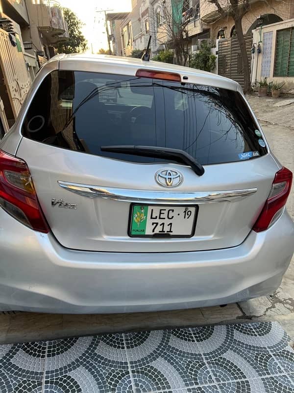 Toyota Vitz 2015 1