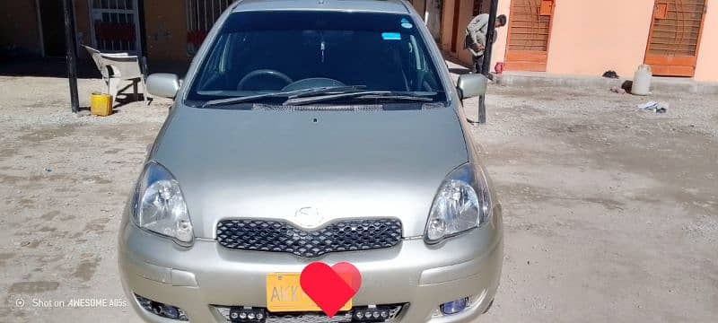 Toyota Vitz 2002 3