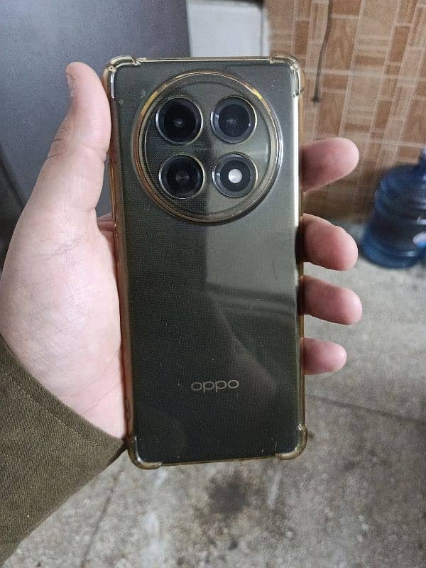 Oppo A2 Pro 10