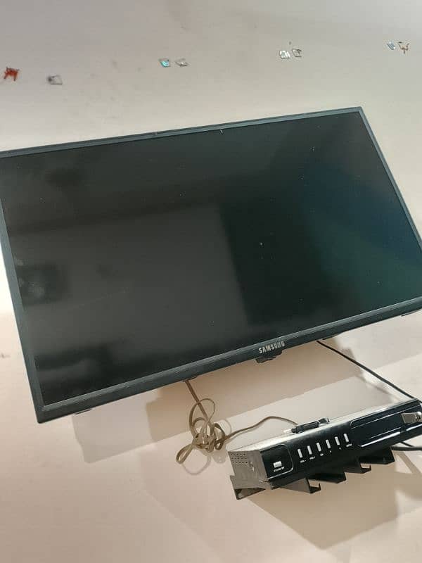 LED 32" Inch Samsung 2