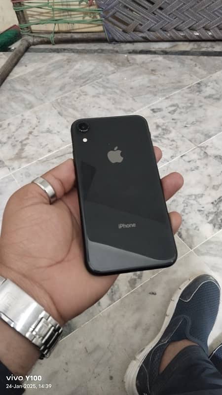 iPhone XR 64 GB jv 0