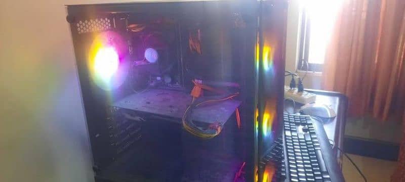 gaming pc only 3 months used 0