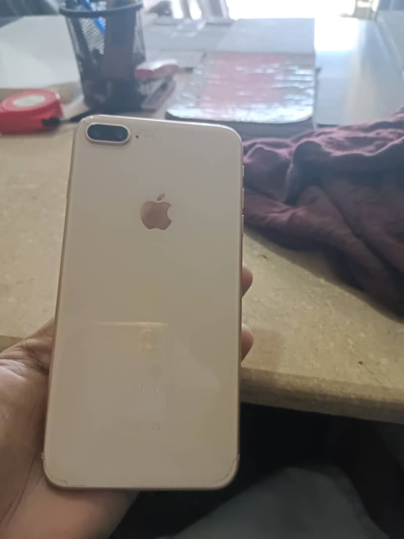 iPhone 8 Plus 64gb 3