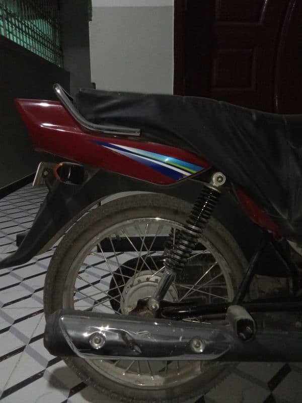 HONDA PRIDOR 100 CC 4