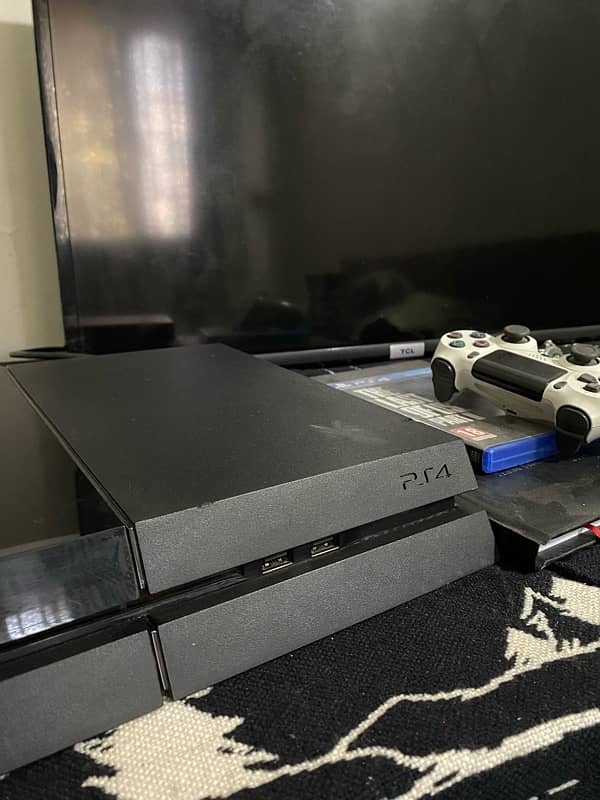 PS4 500GB 0