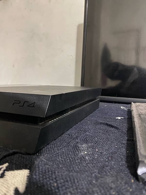 PS4 500GB 3