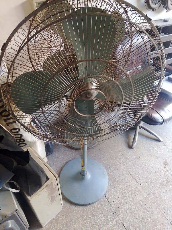 3pedistal fans for sale . 0320-46-71-404 0