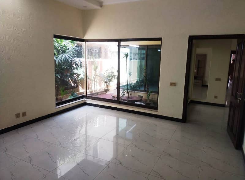 1 Kanal Luxury Likely New Beautiful Design House Available For Rent In DHA Phase 3 Z Block, Lahore Cantt 25