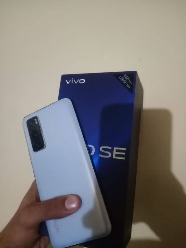 Vivo v20 se 8/128 with box original charger 6