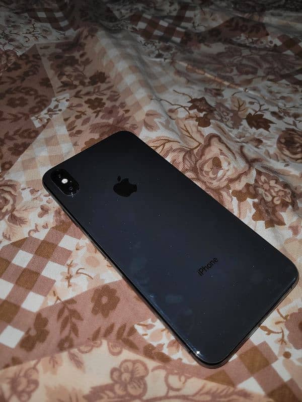 iPhone XS MaX 6