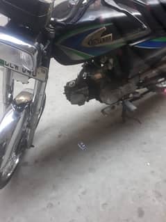 united 70cc bike black colour lahore number good condition