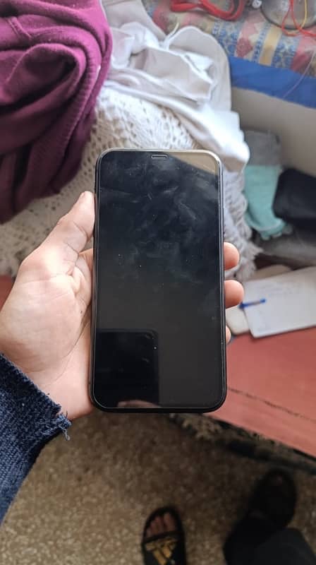 iPhone 11 64GB 0