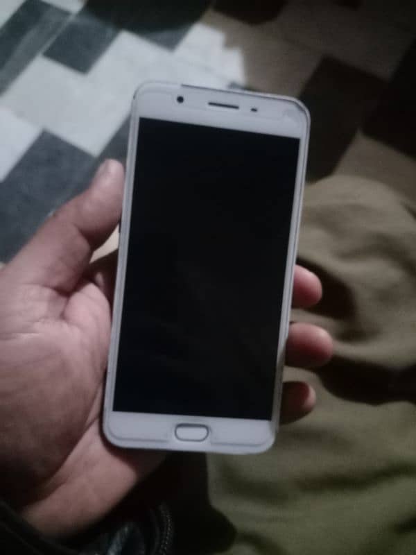 oppof1s 4 gb ram 64 rom 9000 1