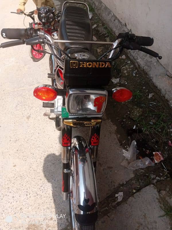 honda 125 all documents clear urgent sale 3