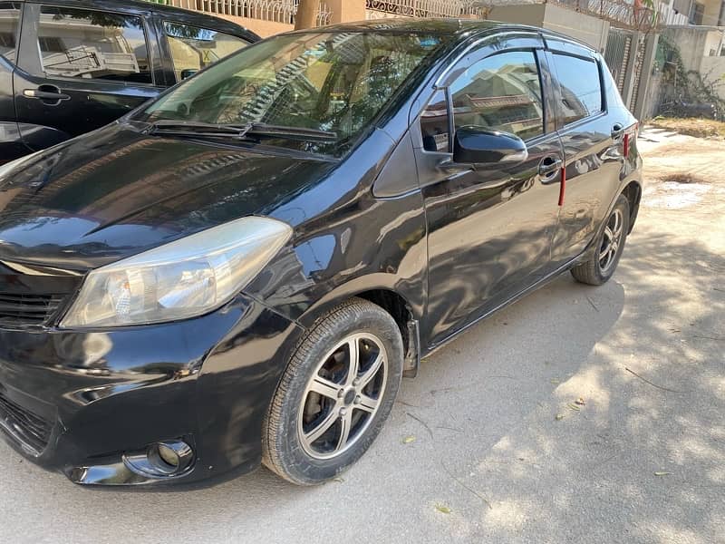 Toyota Vitz 2012 registered 2015 11