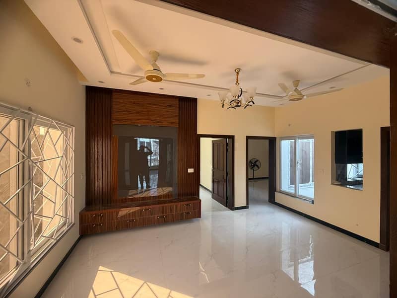 Stunning 7 Marla Brand New House Available for Rent in Gulberg Residencia 0